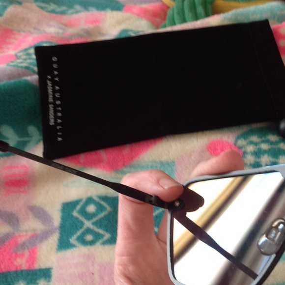 1 left ! QUAY Stargazer sunnies - Picture 4 of 7